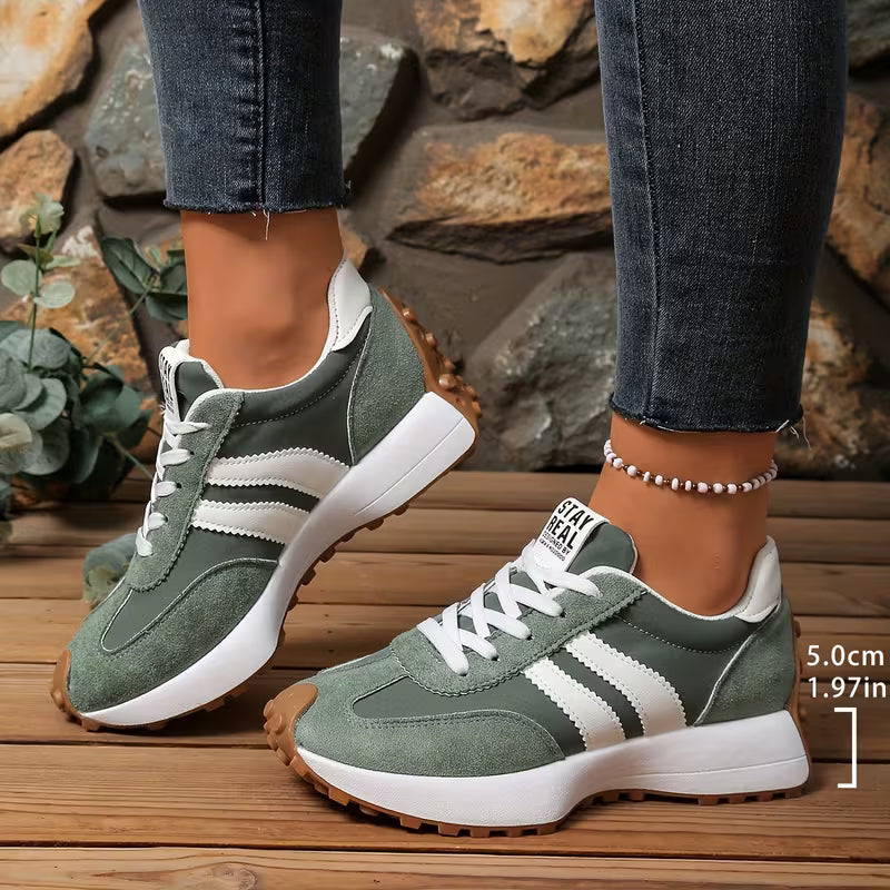 Stride Retro Sneakers – The Sneaker That Looks Good Enough to Wear Everywhere