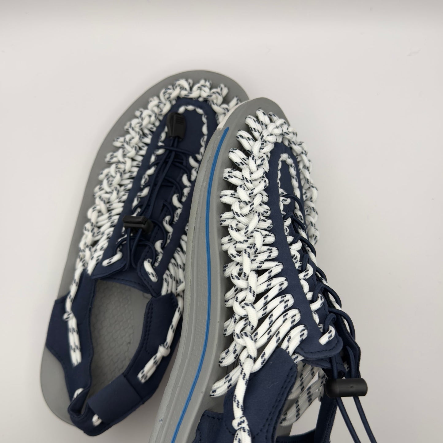 Leo - Wave Sandals