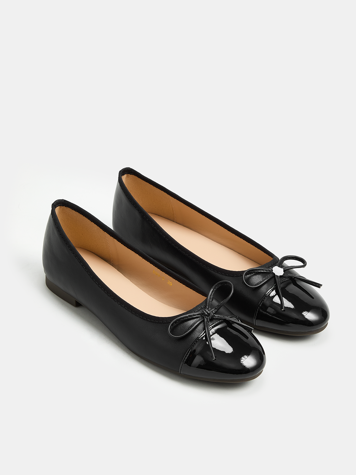 Bow Detail Cap Toe Leather Ballet Flats