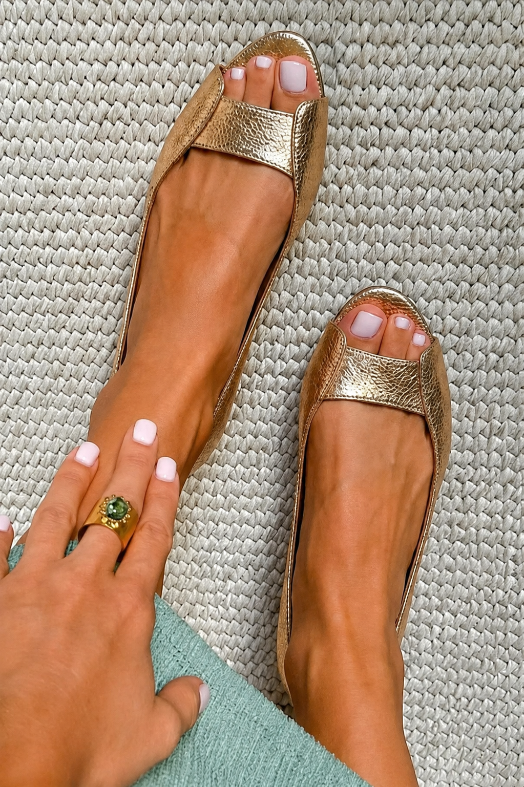 Vela Golden Comfort Sandals