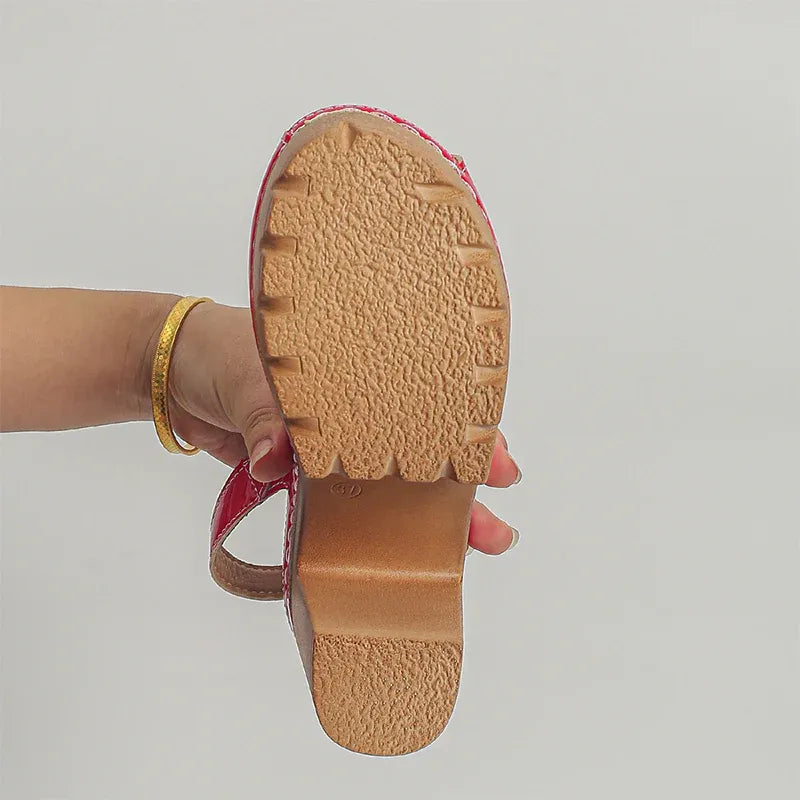 Chunky Heel Peep-Toe Slingback Sandals