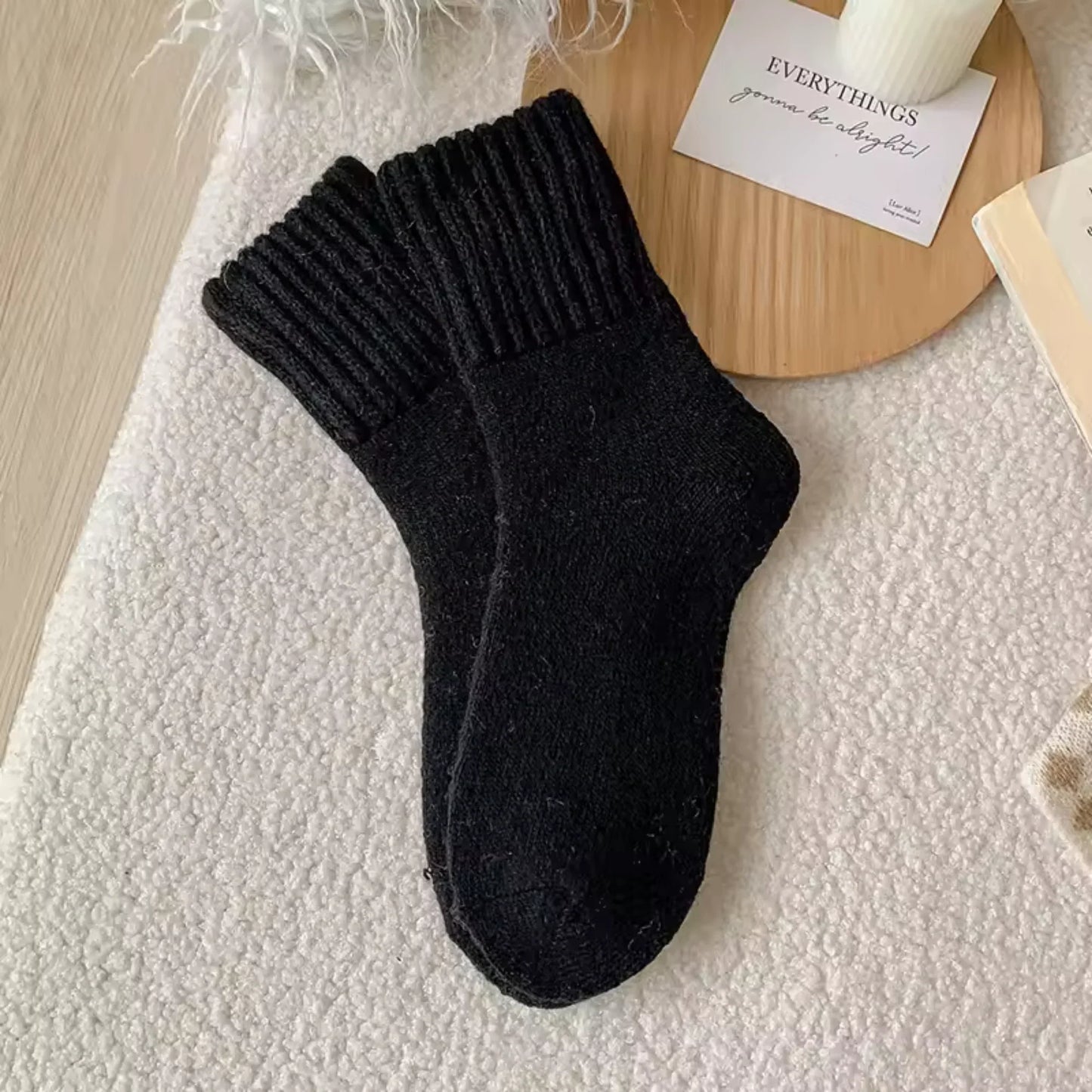 5 Pairs of Socks – Cozy Warmth for Autumn & Winter Comfort